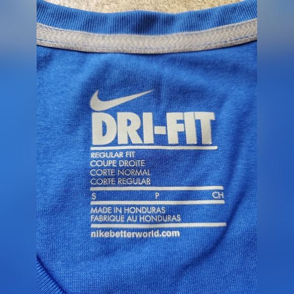 Nike Dri-Fit long sleeve. Blue. Size Small. - Picture 4 of 9